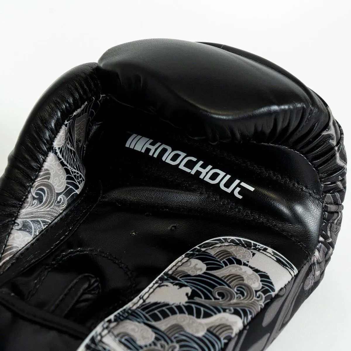 Knockout Samurai Boxing Gloves